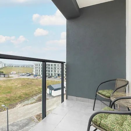 Stylish In Balcony & Wifi By Rent Like Gdynia