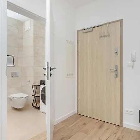 Lejlighed Stylish In Balcony & Wifi By Rent Like Gdynia